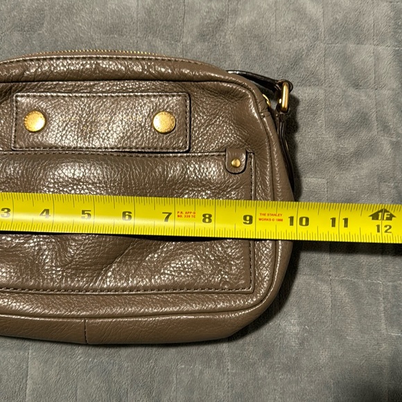 Marc by Marc Jacobs Brown Leather Purse, Adjustable Shoulder Strap, Black Inside - Picture 10 of 10